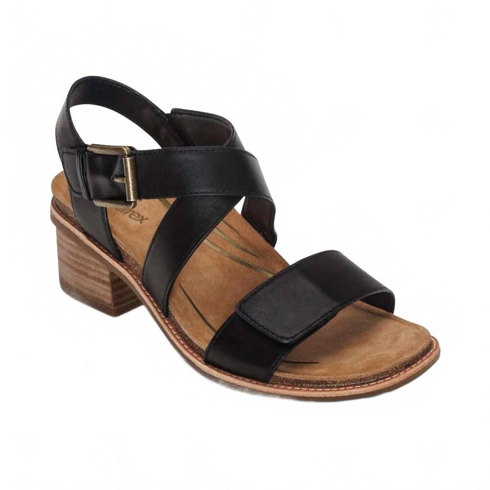 NEW AETREX women's kristin block heel in black